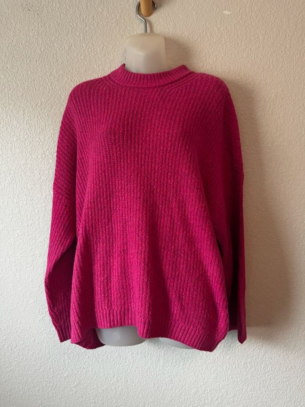 AE Fuchsia Chunky Mock Neck Sweater L